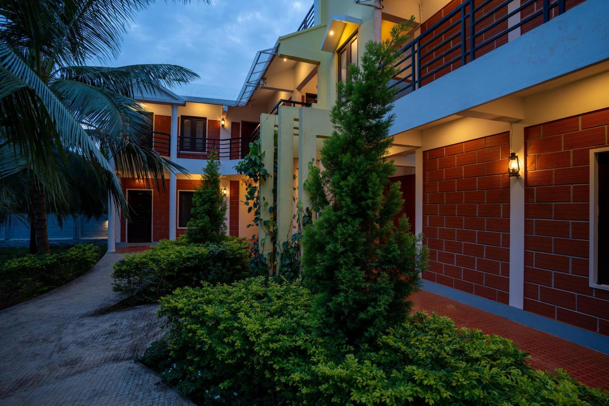 Claynest Resorts Kuttālam Exterior foto